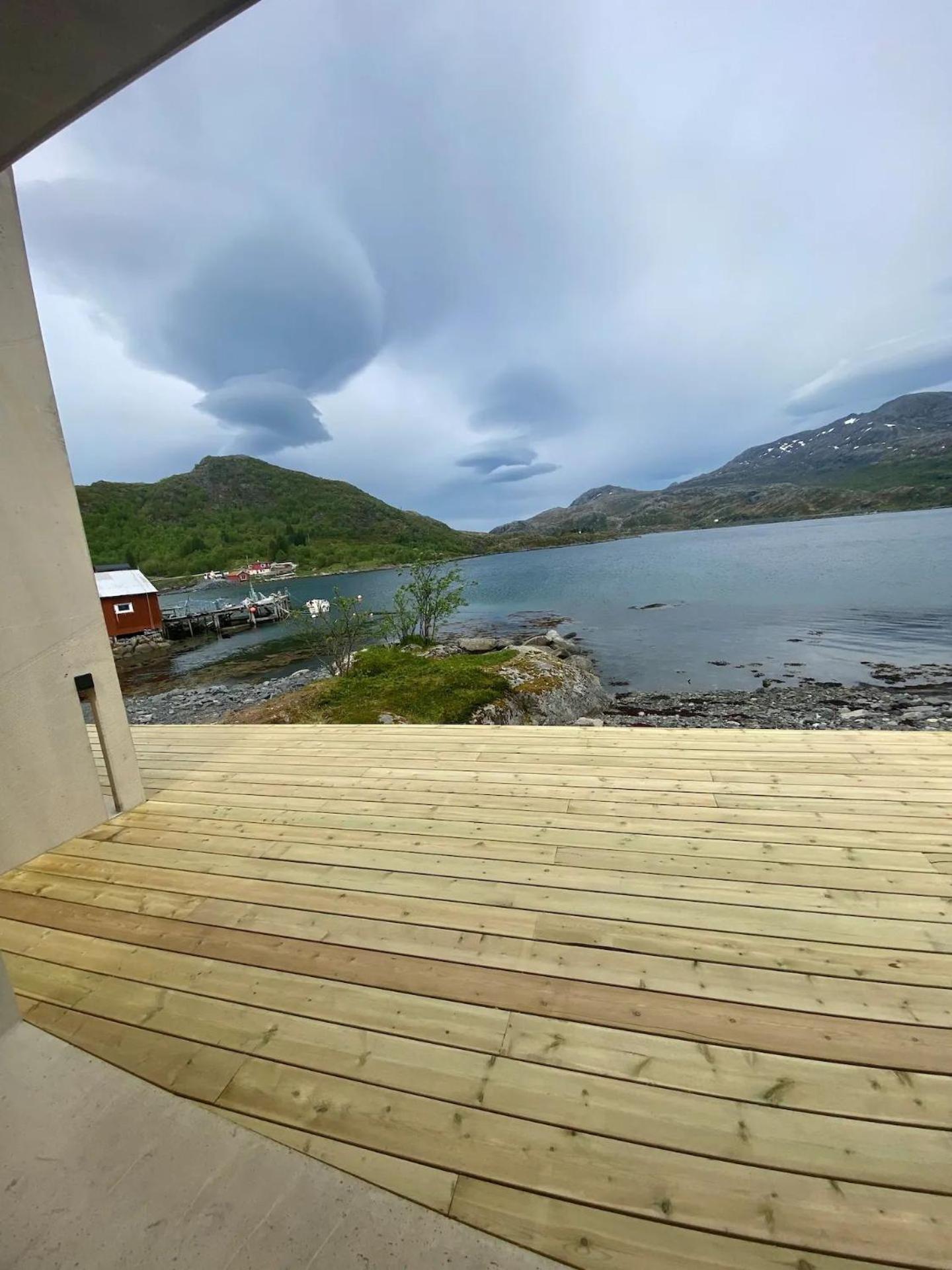 Oceanview Mini-House - Stunning Views Apartman Ramberg Kültér fotó