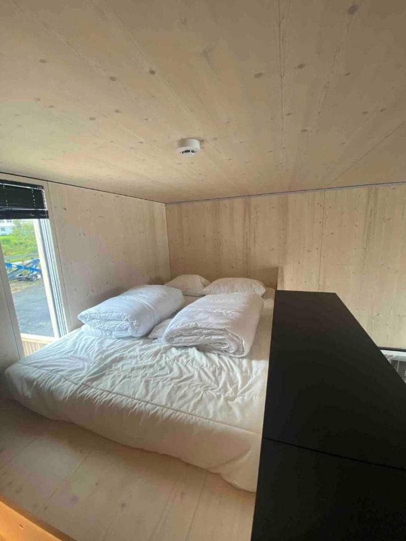Oceanview Mini-House - Stunning Views Apartman Ramberg Kültér fotó